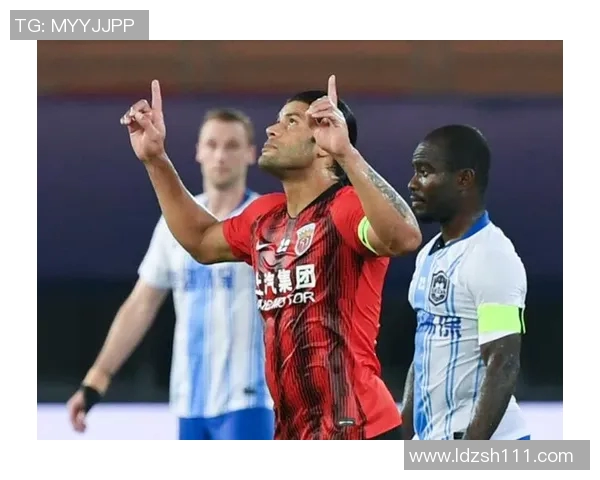 武汉足球队以98分领跑杯赛积分榜展现强劲实力和夺冠潜力 武汉足球队以98分领跑杯赛积分榜展现强劲实力和夺冠潜力