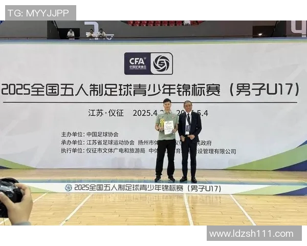 深圳足球队在选拔赛中的灵活性表现分析与点评 深圳足球队在选拔赛中的灵活性表现分析与点评