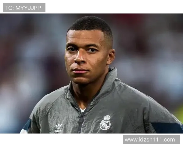 菲律宾23岁足球明星崭露头角引发全球关注成就与挑战并存 菲律宾23岁足球明星崭露头角引发全球关注成就与挑战并存