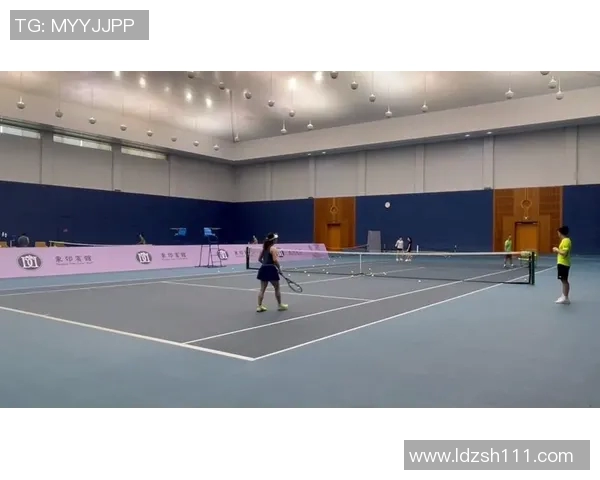 上海网球队状态揭秘:网球巨献背后的训练与挑战分析 上海网球队状态揭秘:网球巨献背后的训练与挑战分析